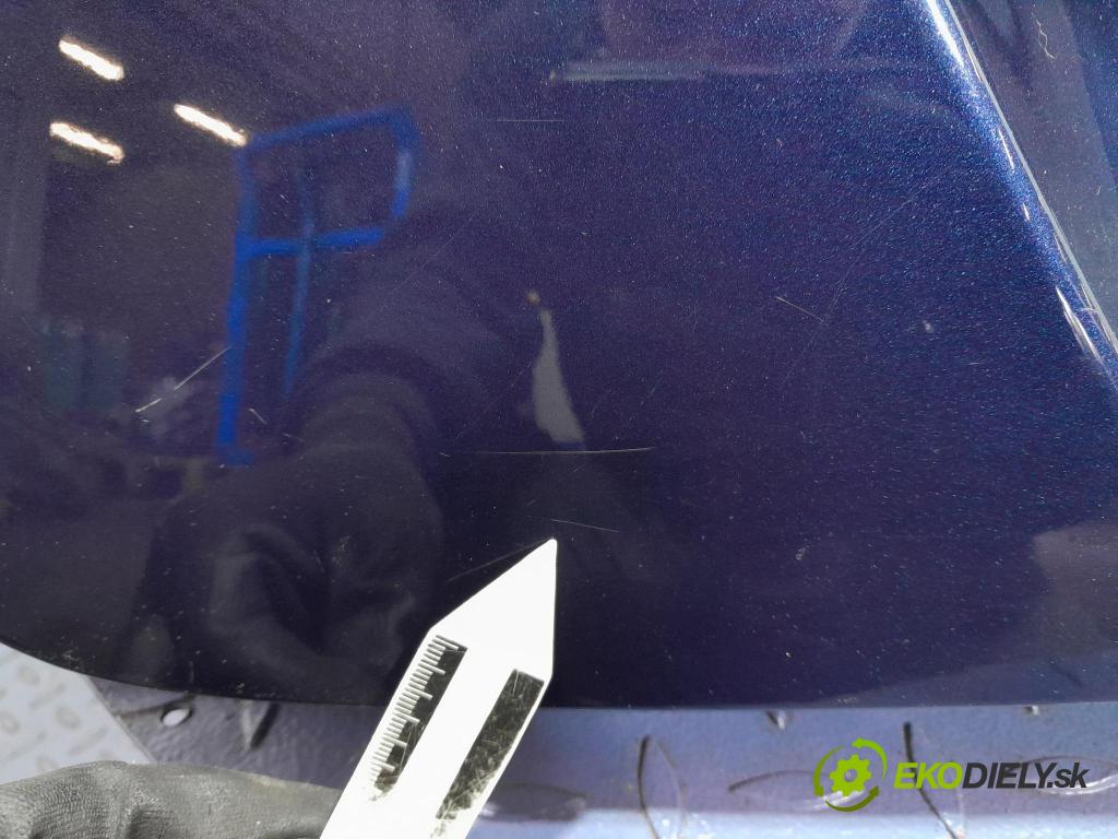 Vw Passat 2012 zadní dveře kufra: kufr