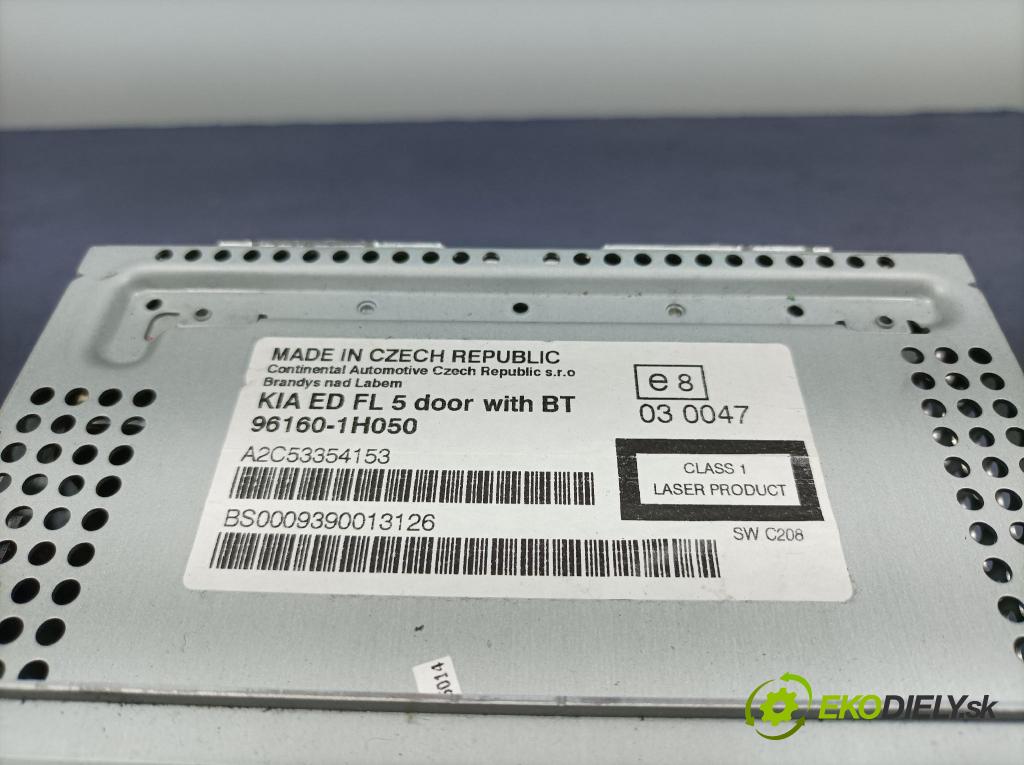 Kia Ceed 2010 Radio I Navigace: 96160-1H050