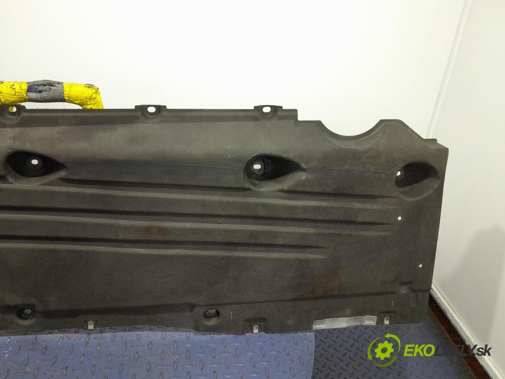 Land rover Range rover 2024 kryt Plast: podvozek: K8D2-104C21-AD