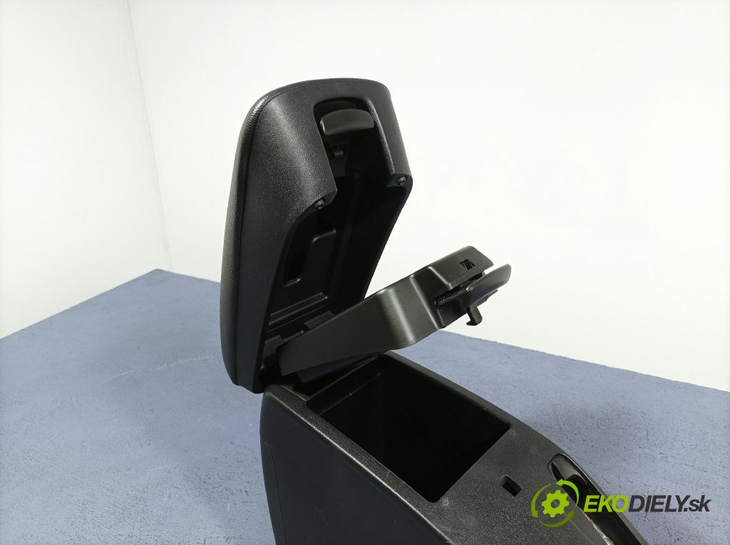 Kia Ceed 2010 loketní opěrka 1296687