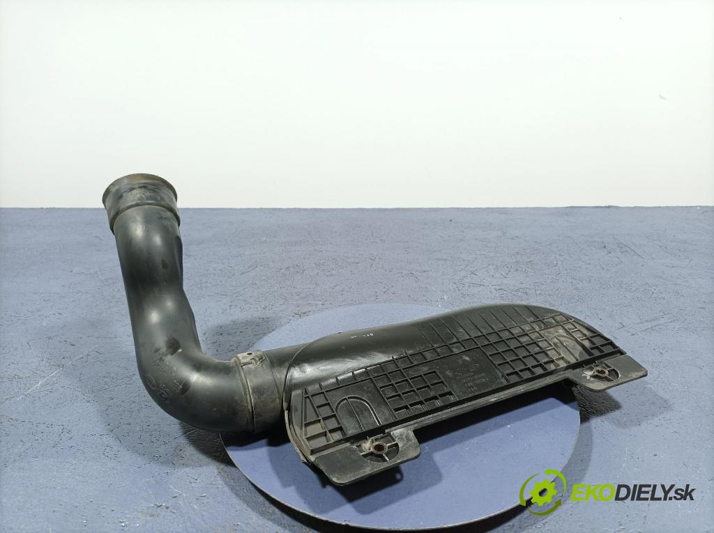 Kia Ceed 2010 Vstup: Vzduch: 28212-1H110