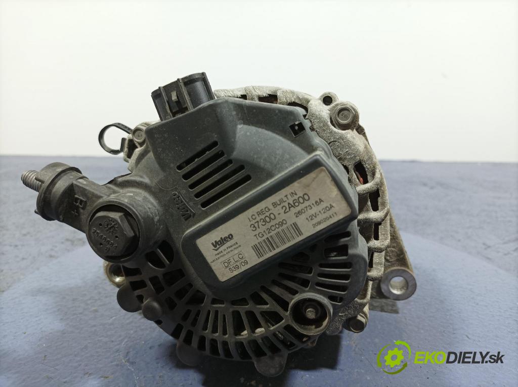 Kia Ceed 2010 Alternator 37300-2A600