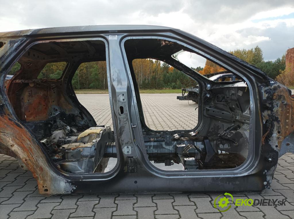 Land rover Range rover 2024 Práh: v pravo:
