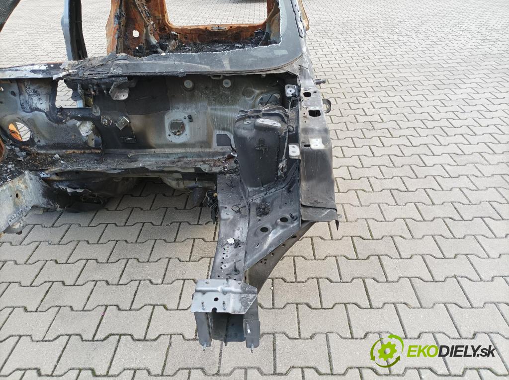 Land rover Range rover 2024 štvrťka ľavá