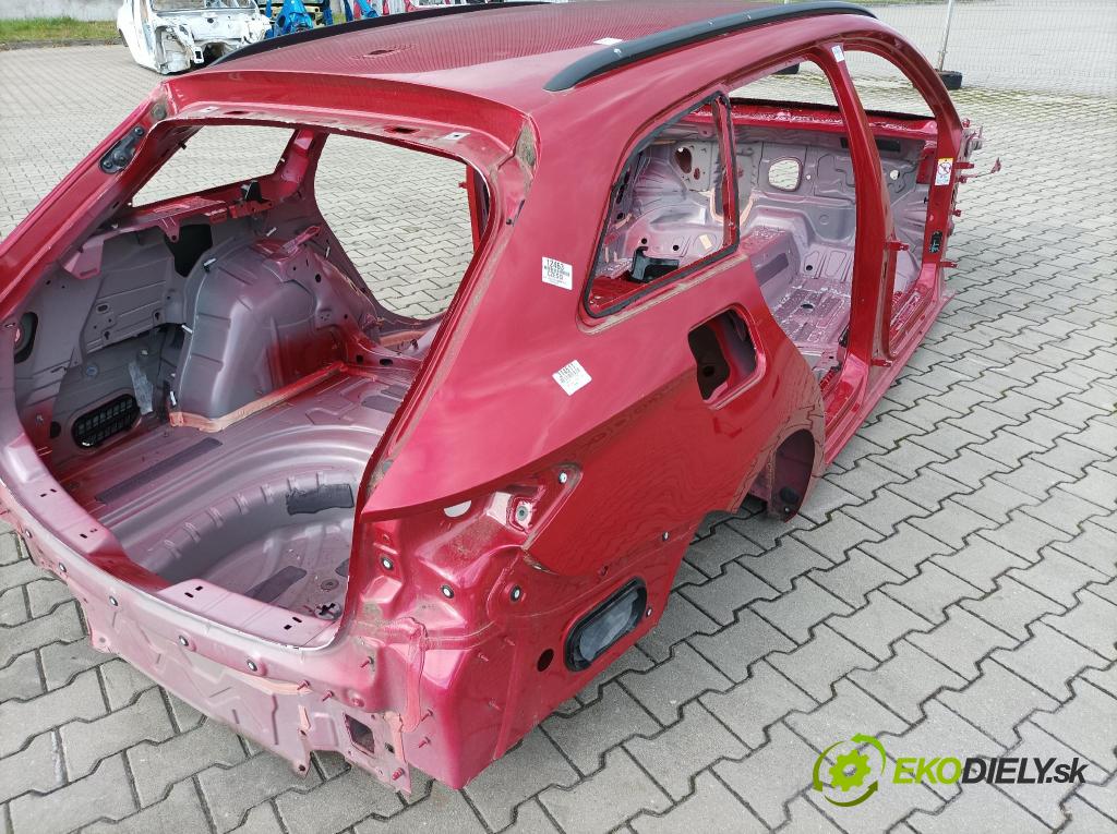 Seat Leon 2021 blatník zad v pravo: