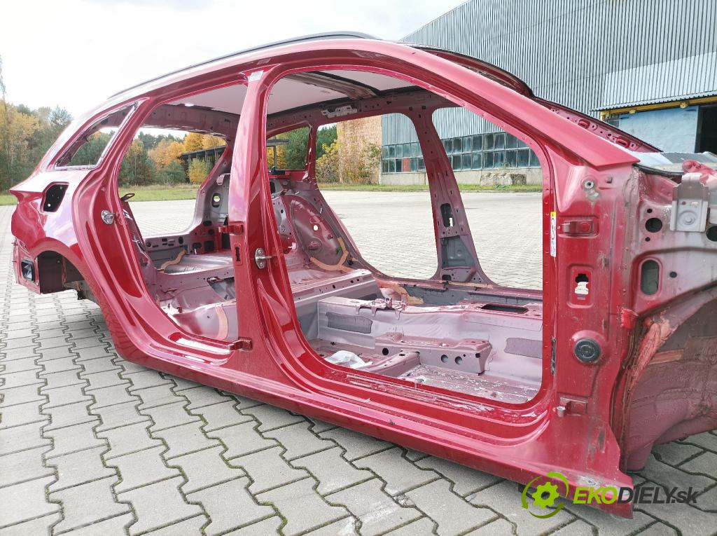 Seat Leon 2021 Práh: v pravo: 