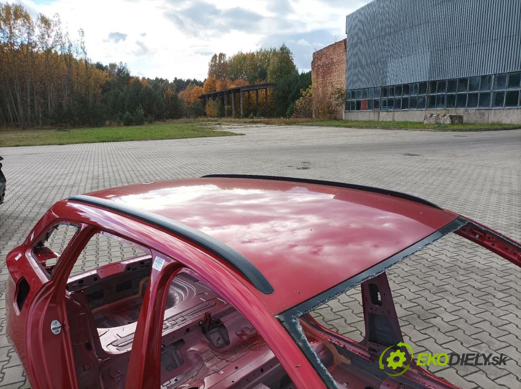 Seat Leon 2021 strecha 