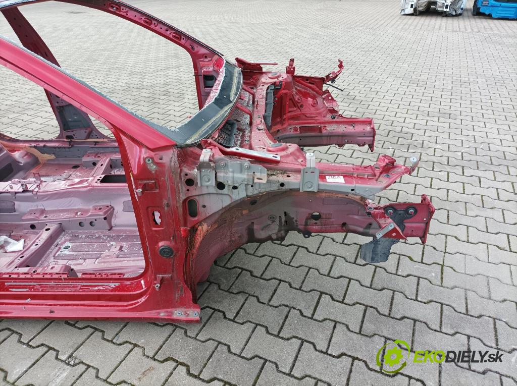 Seat Leon 2021 štvrťka Prava: