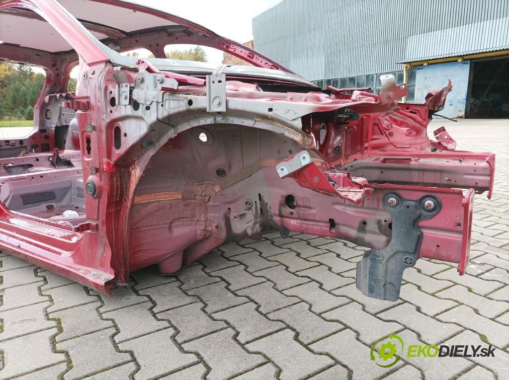 Seat Leon 2021 štvrťka Prava:
