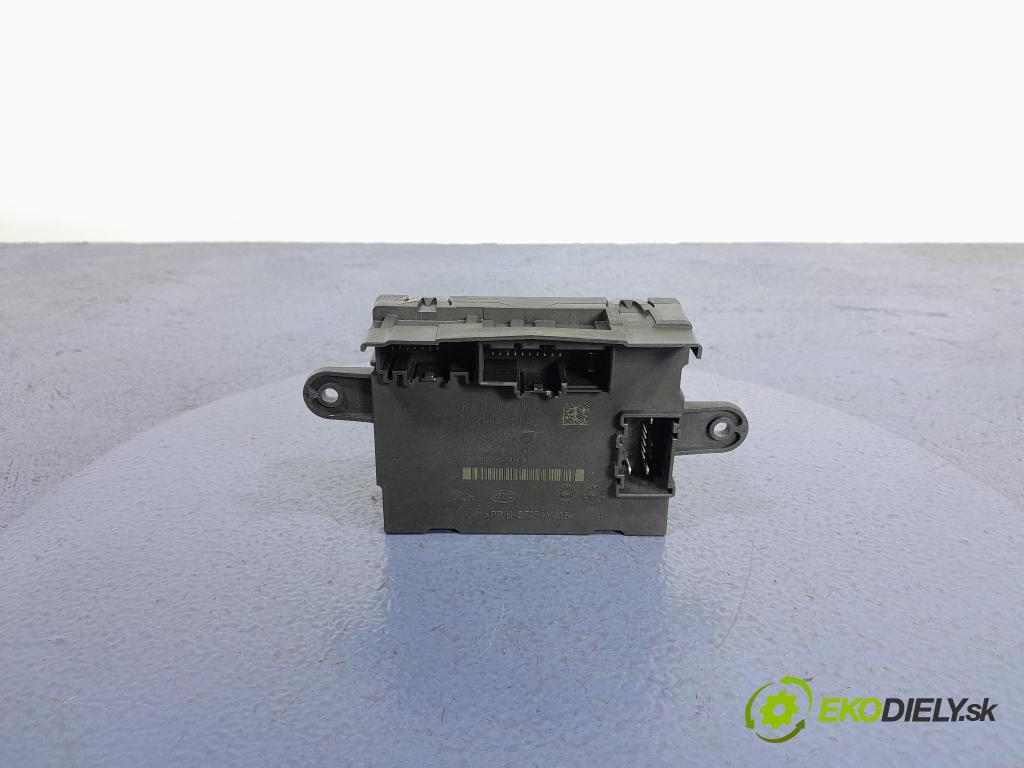 Land rover Range rover 2024 řídící jednotka M8E2-14D620-AC