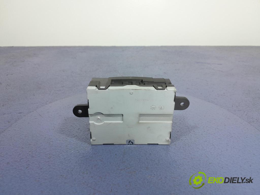 Land rover Range rover 2024 řídící jednotka M8E2-14D617-AC