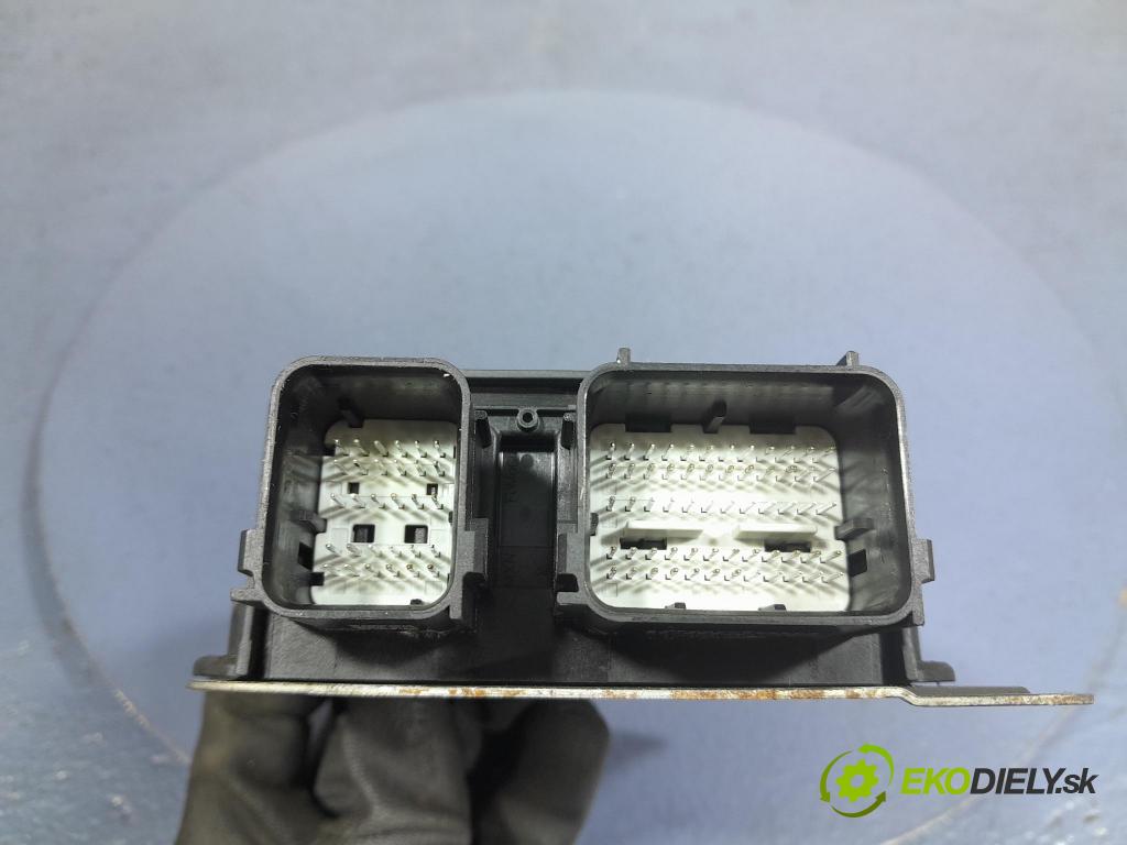 Land rover Range rover 2024 řídící jednotka SRS x R8E2-14D374-AA