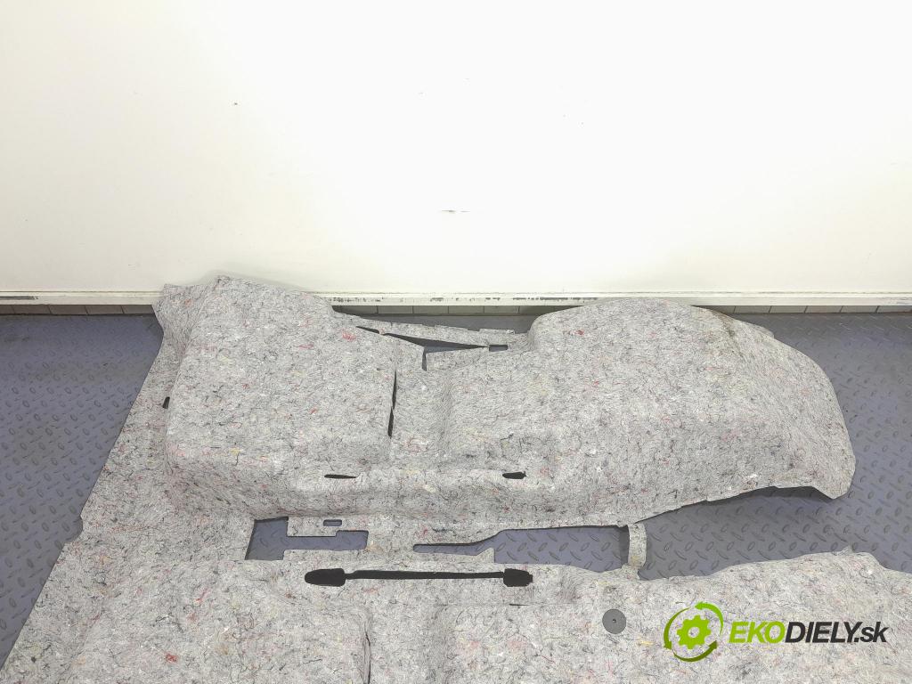 Seat Leon 2021 koberec do auta 5FB863367C