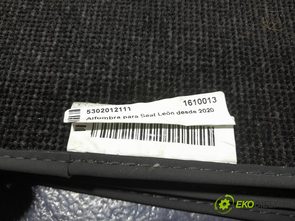 Seat Leon 2021 koberec do auta 5302012111