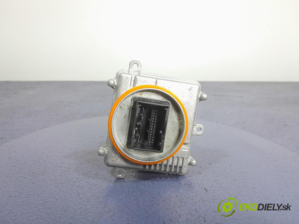 Seat Leon 2021 měnič 992941571AE