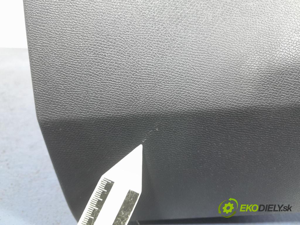 Seat Leon 2021 kastlík 5FB857563A