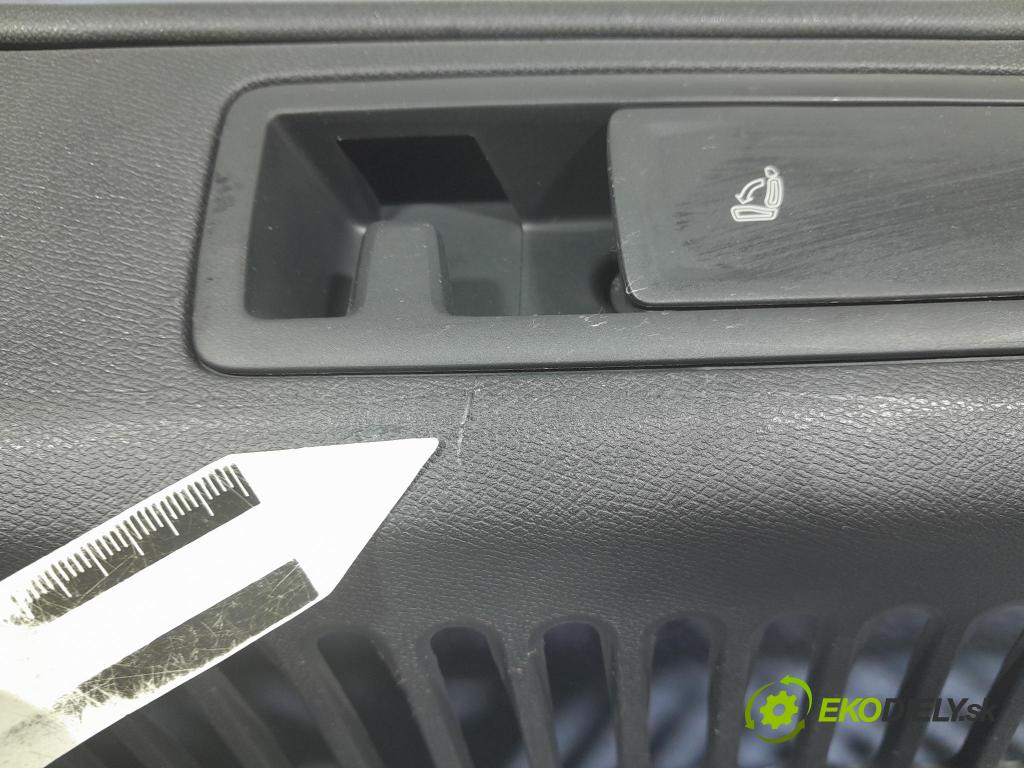 Seat Leon 2021 kryt Plast: Interiéry: 5FE867762A