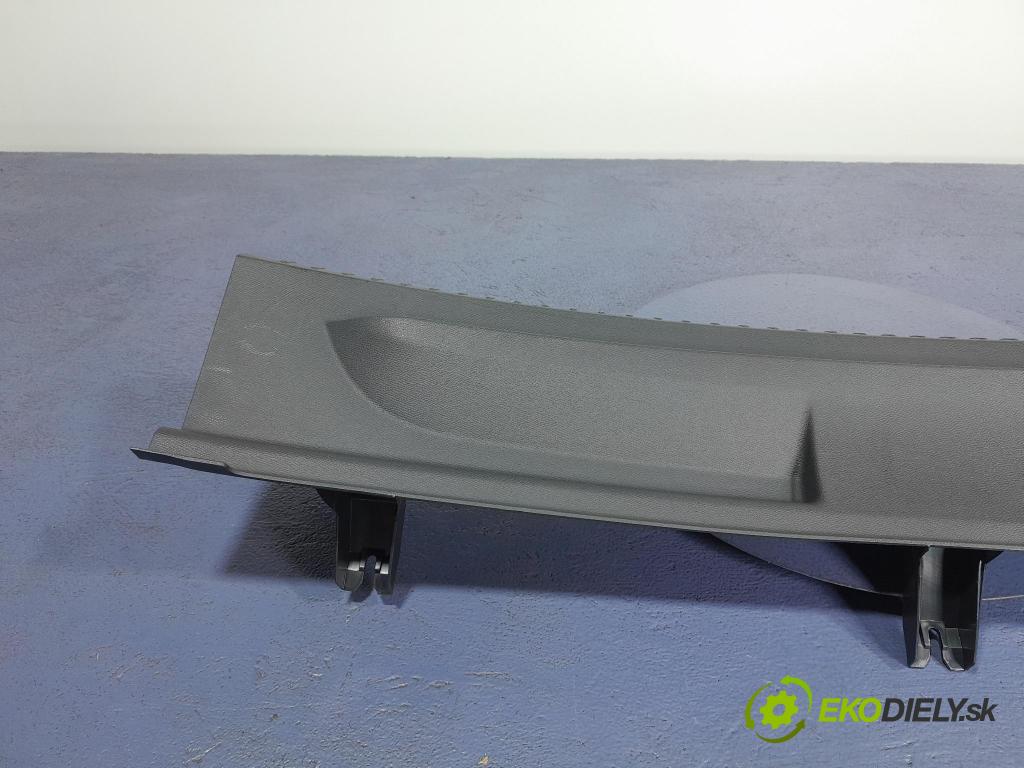 Seat Leon 2021 kryt Plast: Interiéry: 5FE863459E