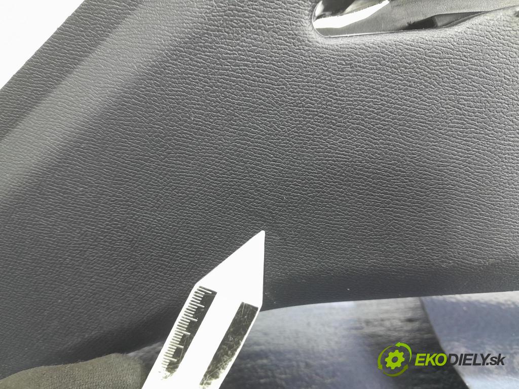 Seat Leon 2021 kryt Plast: Interiéry: 5FE867761A