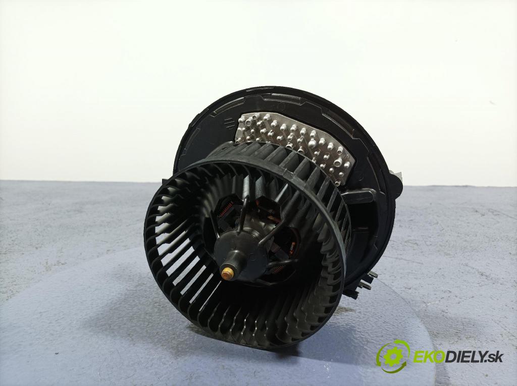 Seat Leon 2021 ventilátor Vzduch: 3Q1819021E
