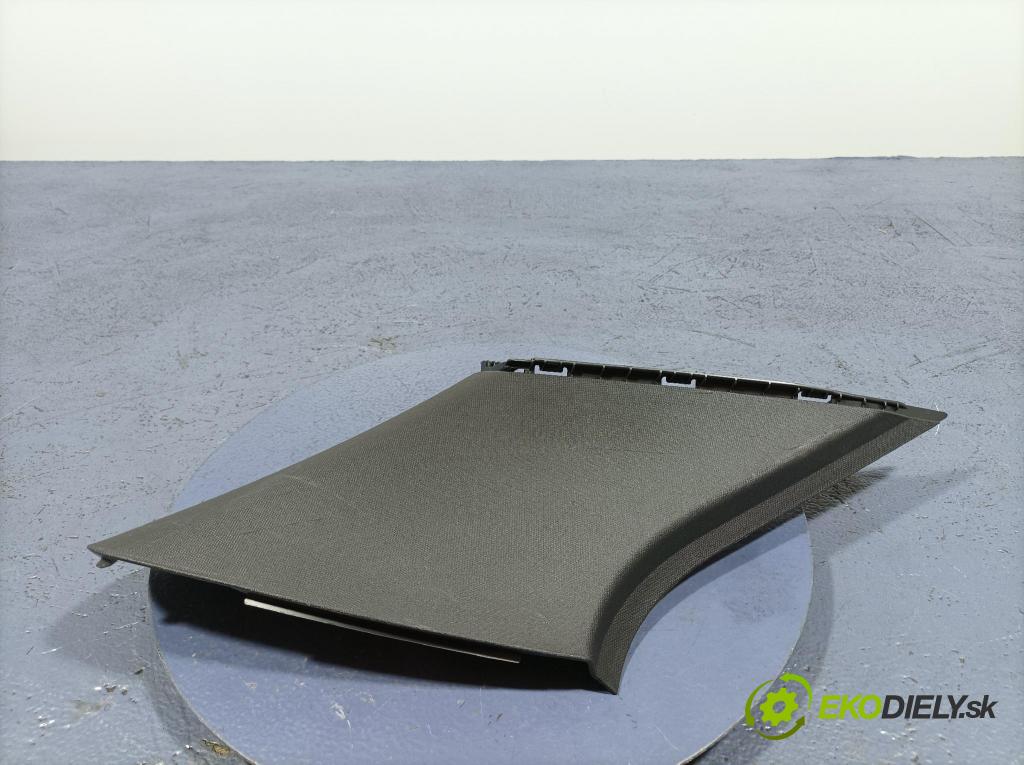 Seat Leon 2021 kryt Plast: Interiéry: 5FE867245