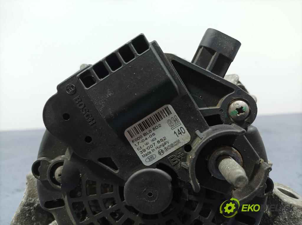 Opel Insignia 2018 Alternator 39007852