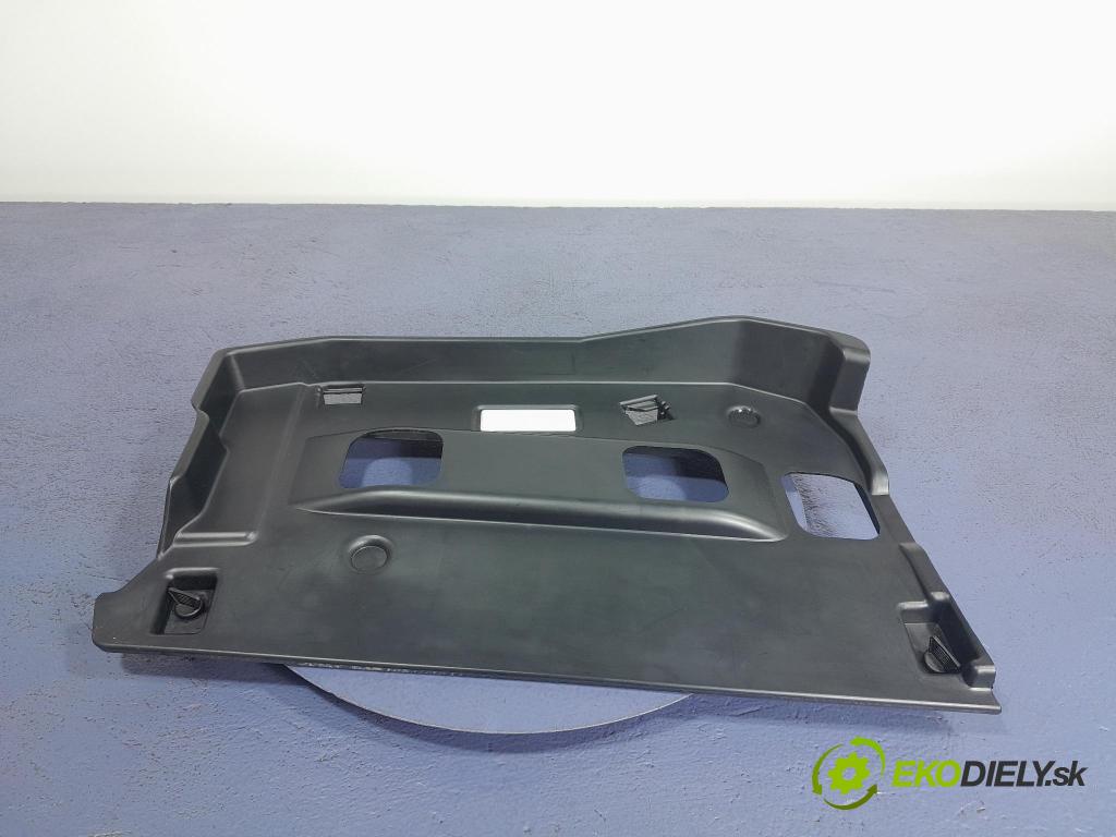 Bmw X4 2022 kryt Plast: Interiéry: 7944606