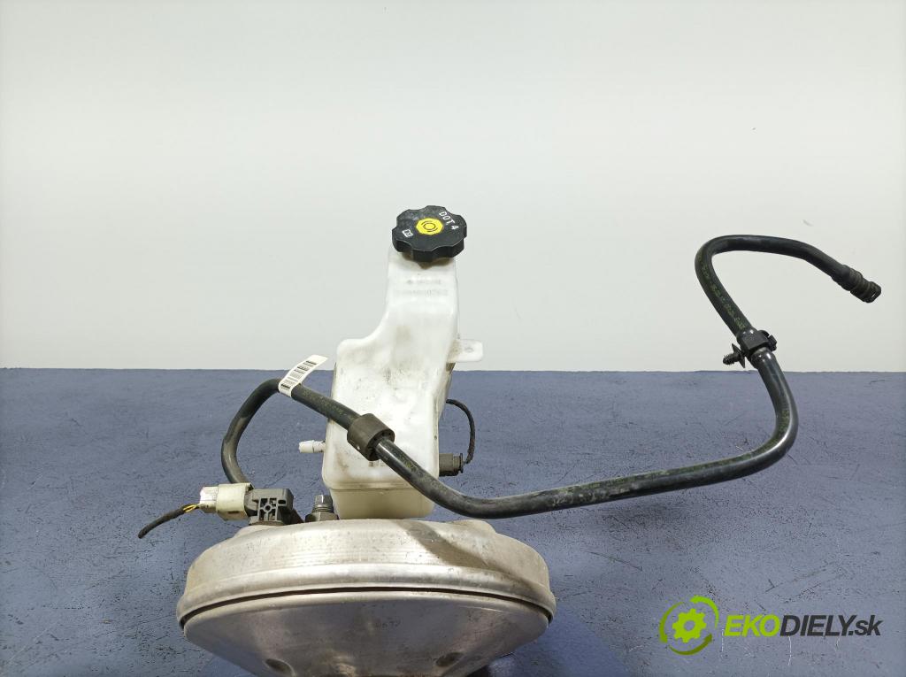 Opel Insignia 2018 servo Brzdy: 84034182