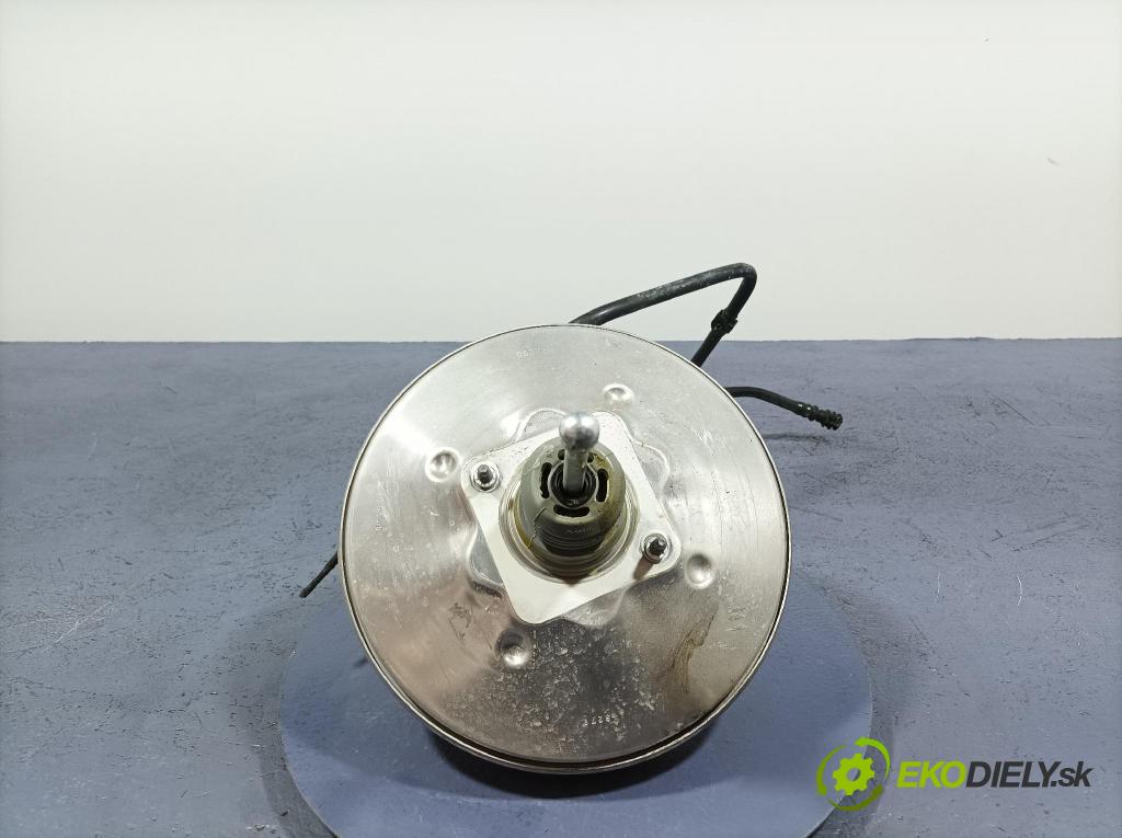Opel Insignia 2018 servo Brzdy: 84034182