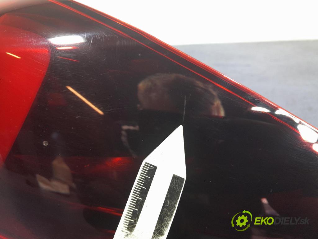 Opel Insignia 2018 světlo Zad: Práva: Mimo: 39040626