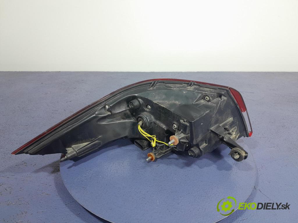 Opel Insignia 2018 světlo Zad: Práva: Mimo: 39040626