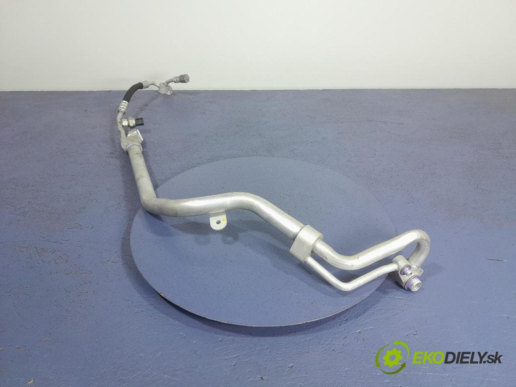 Bmw X4 2022 trubka Klimatizace: 9484073