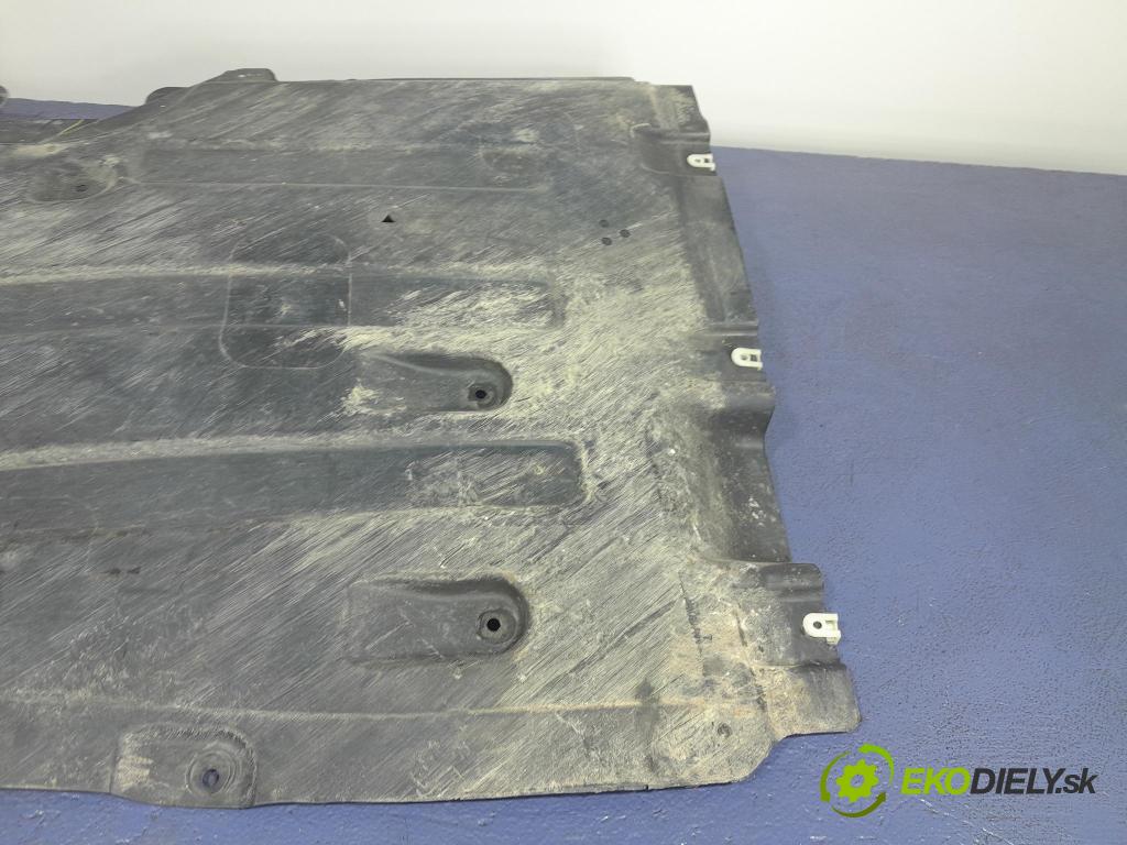 Bmw X4 2022 kryt Plast: podvozek: 7394810