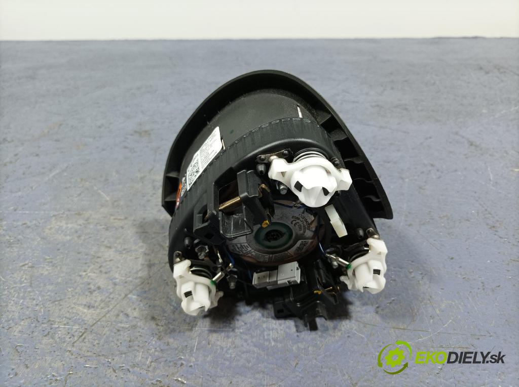 Opel Insignia 2018 kokpit,pristrojová doska 84126107