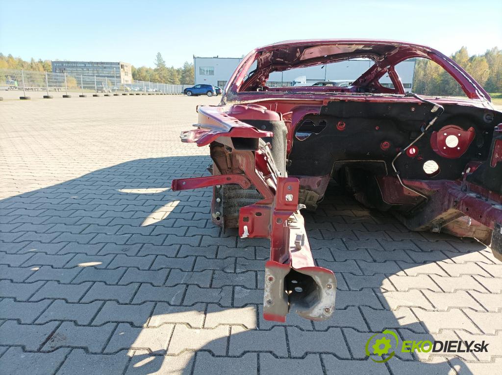 Ford Mustang 2019 štvrťka Prava: