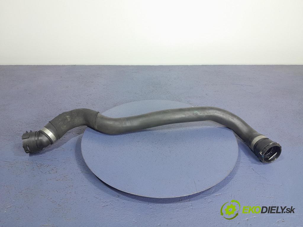 Bmw X4 2022 rúrka Chladič: 8742649