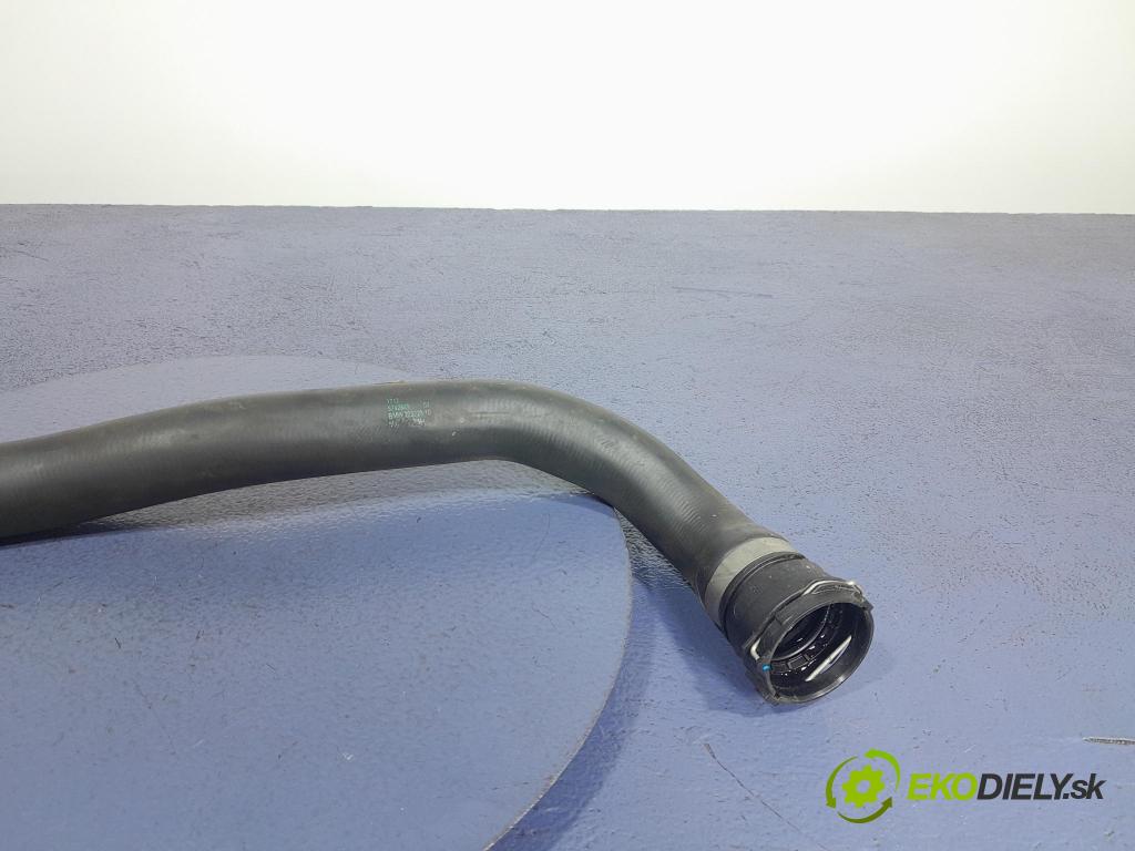 Bmw X4 2022 rúrka Chladič: 8742649