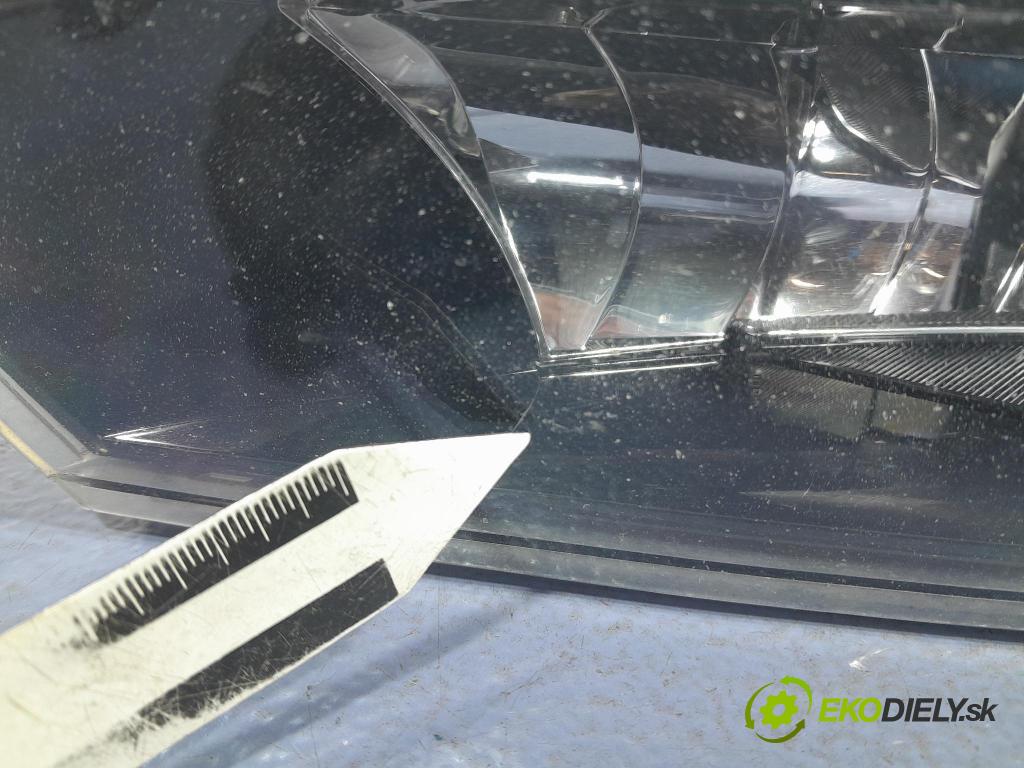 Skoda Superb 2017 Halogen Vľavo: 3V0941699