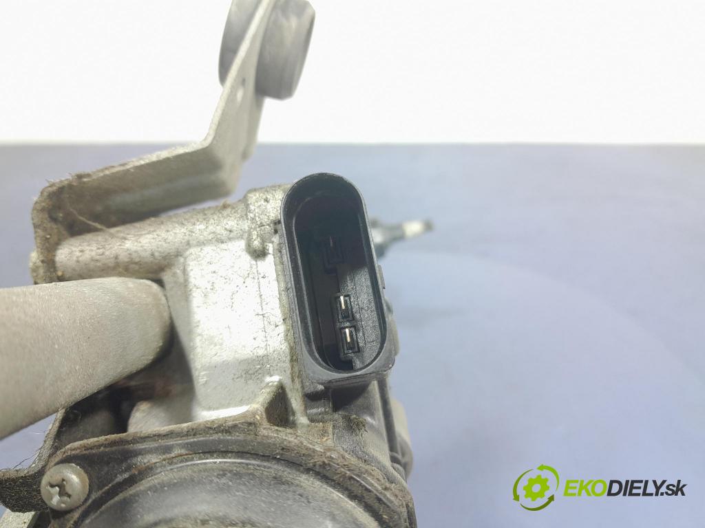 Skoda Superb 2017 mechanizmus motor: Stierače: Predné 3V1955023A