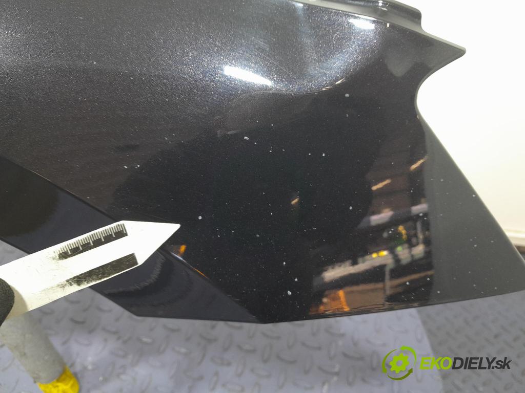 Skoda Superb 2017 blatník Predné v pravo: