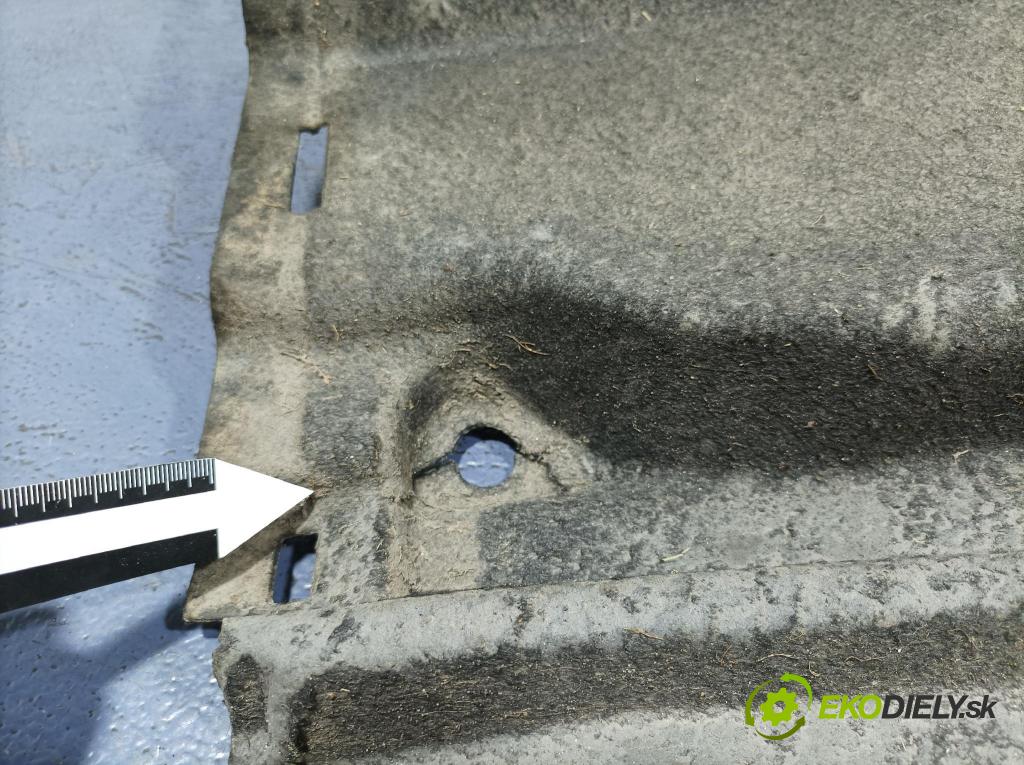 Audi Q5 2021 kryt Plast: podvozek: 80A825208