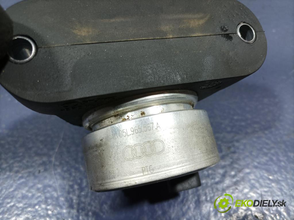 Audi Q5 2021 čerpadlo Voda: 05L965567A