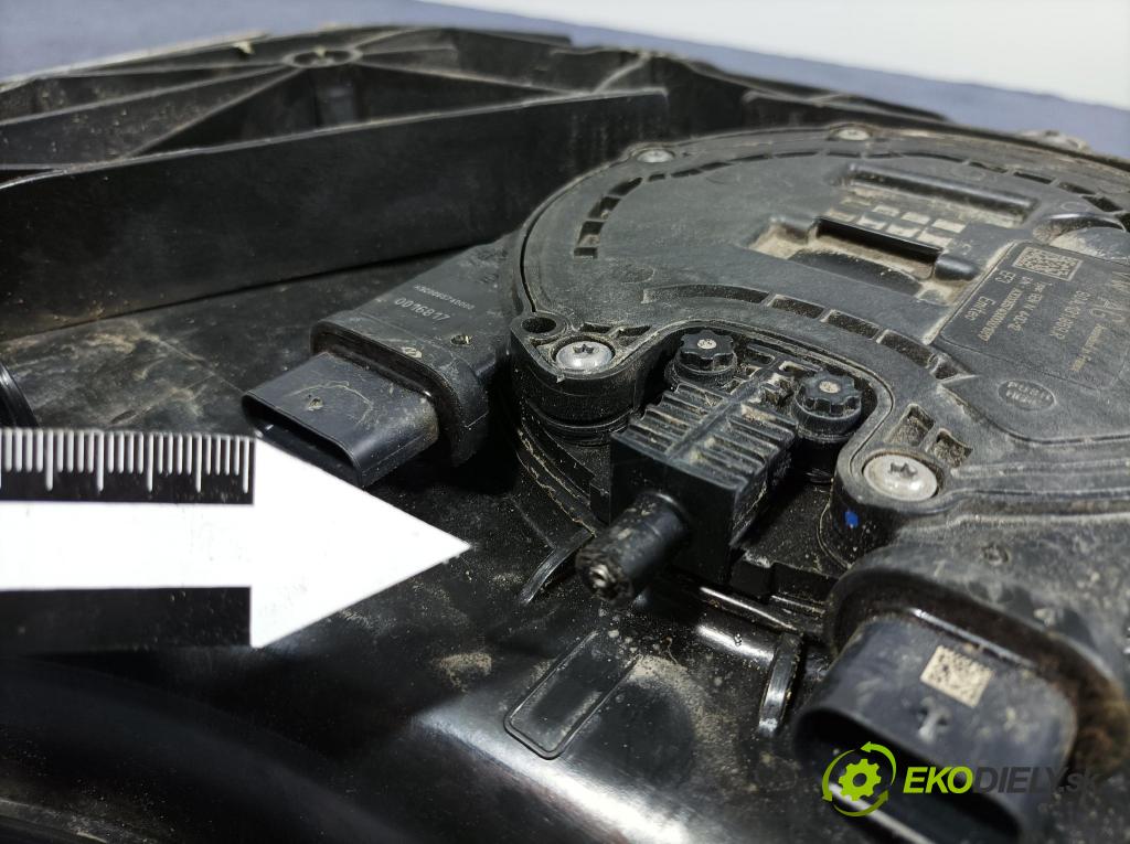 Audi Q5 2021 Nádrž: AdBlue: 80A131878AR