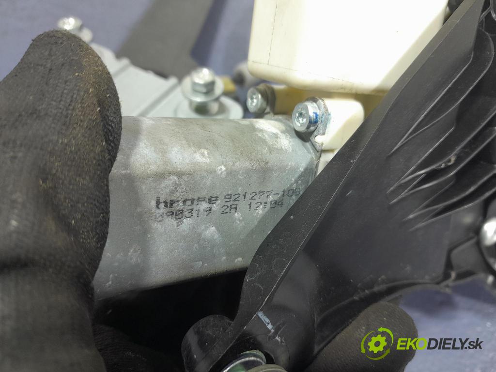 Ford Mustang 2019 mechanizmus okna Okná: Predné Vľavo: