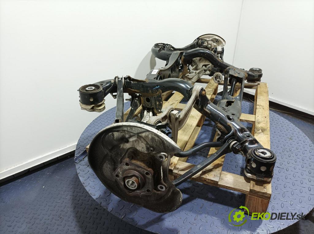 Audi Q5 2021 výstuha Pozastavenia: zad