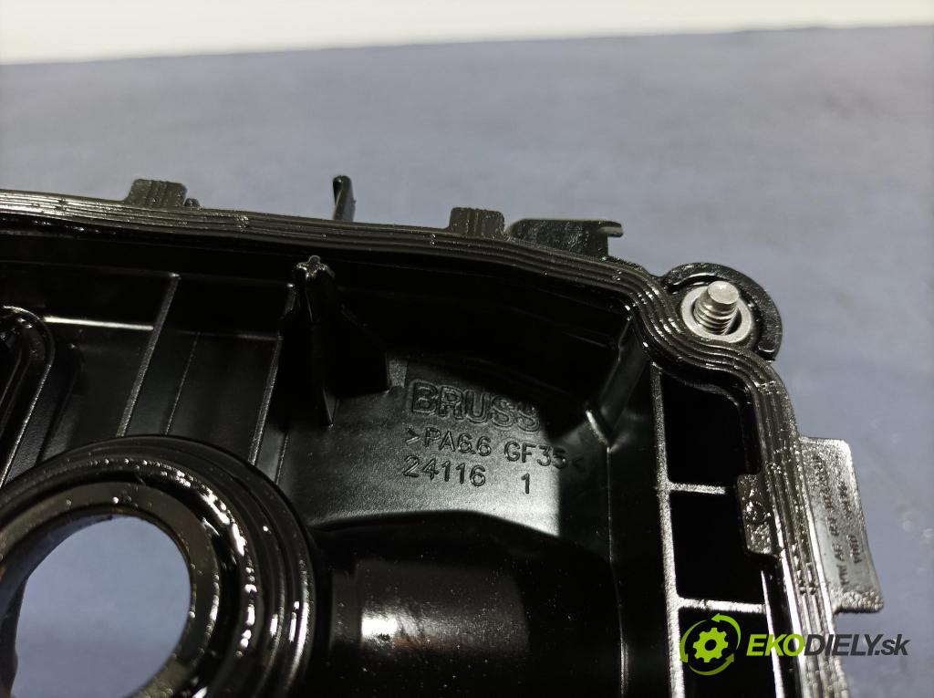 Audi Q5 2021 kryt Ventily: 05L103469D