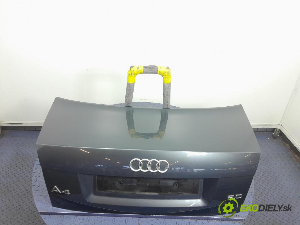 Audi A4 2002 zadna dveře kufra: kufra: