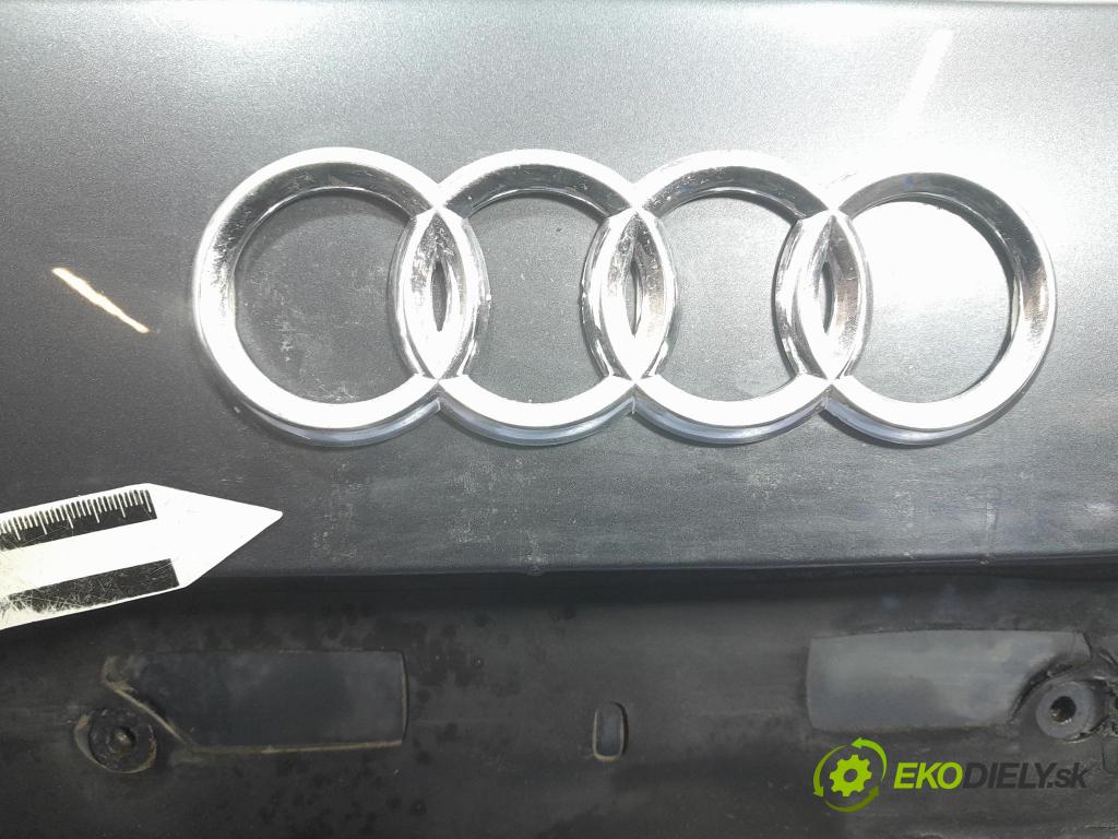 Audi A4 2002 zadna dveře kufra: kufra: