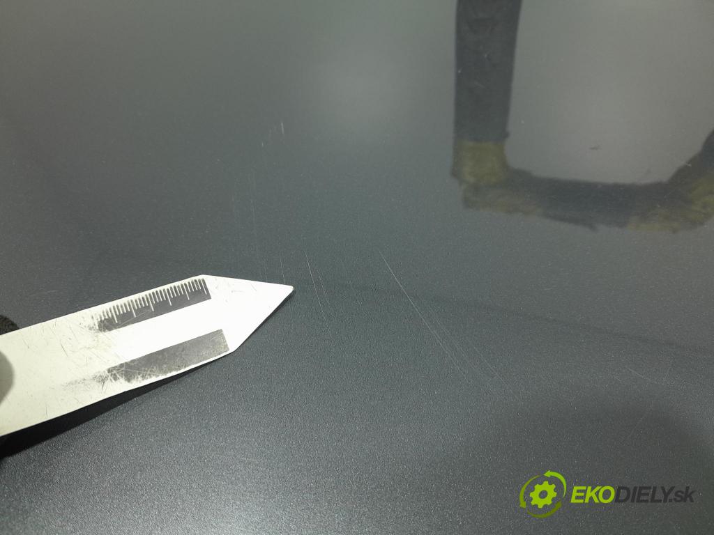 Audi A4 2002 zadna dveře kufra: kufra: