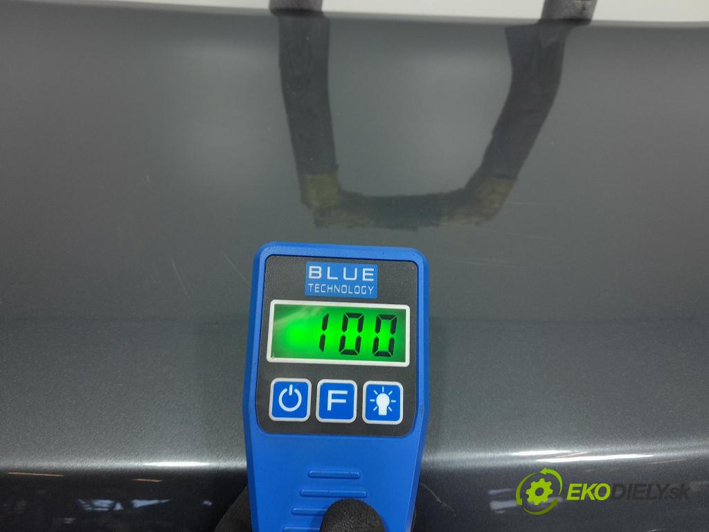 Audi A4 2002 zadna dveře kufra: kufra: